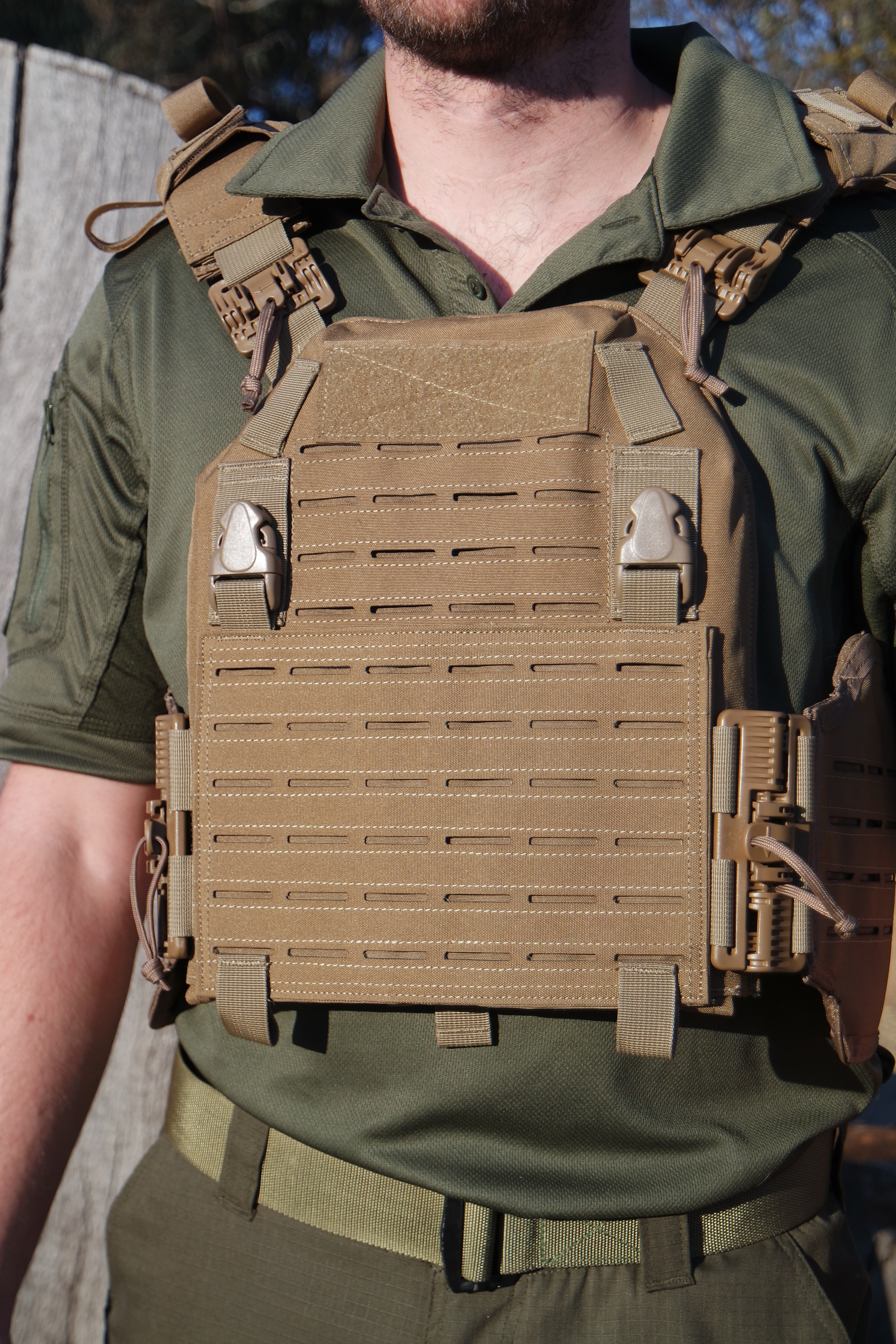 Z86 Plate carrier -Coyote/Black/Ranger green