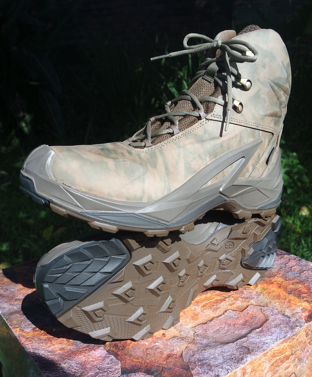 PRABOS STRIKER MID GTX