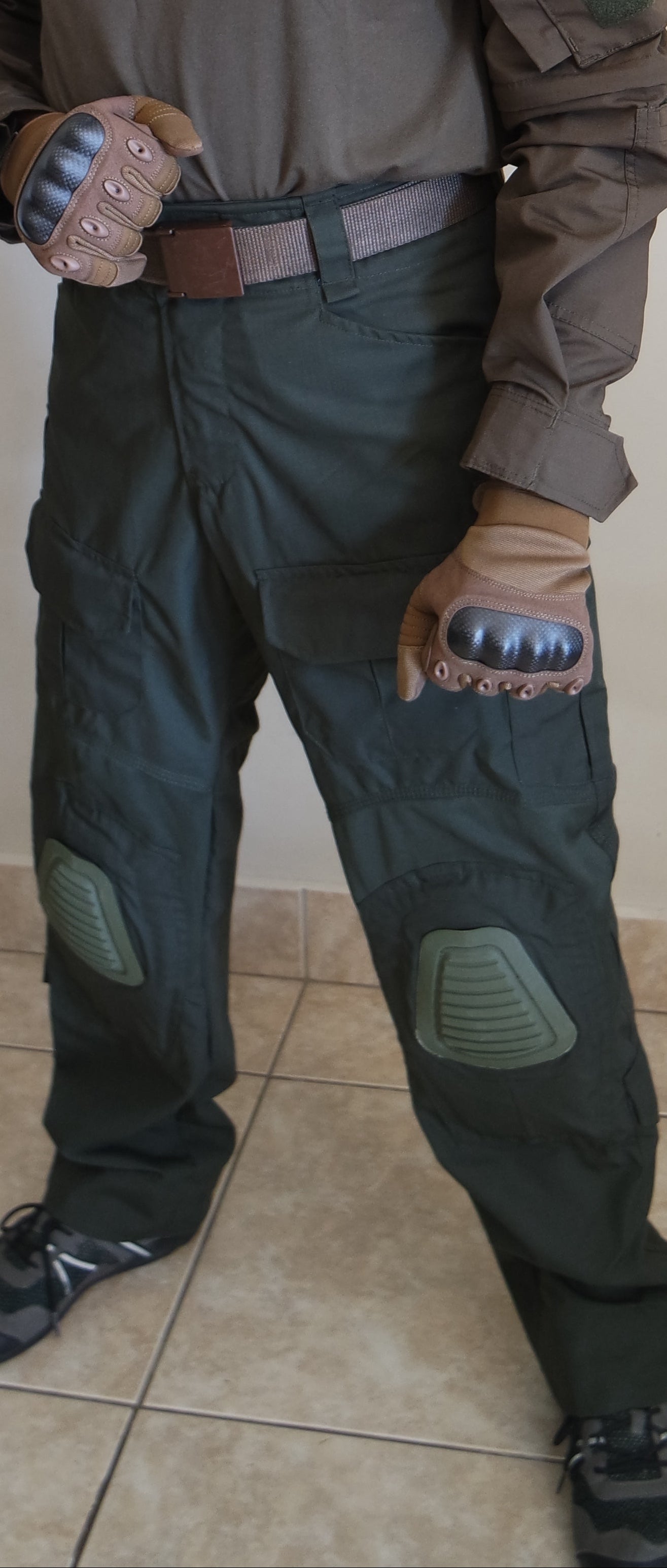 MTG WWZ Pants with removable Knee-guards - Ranger Green