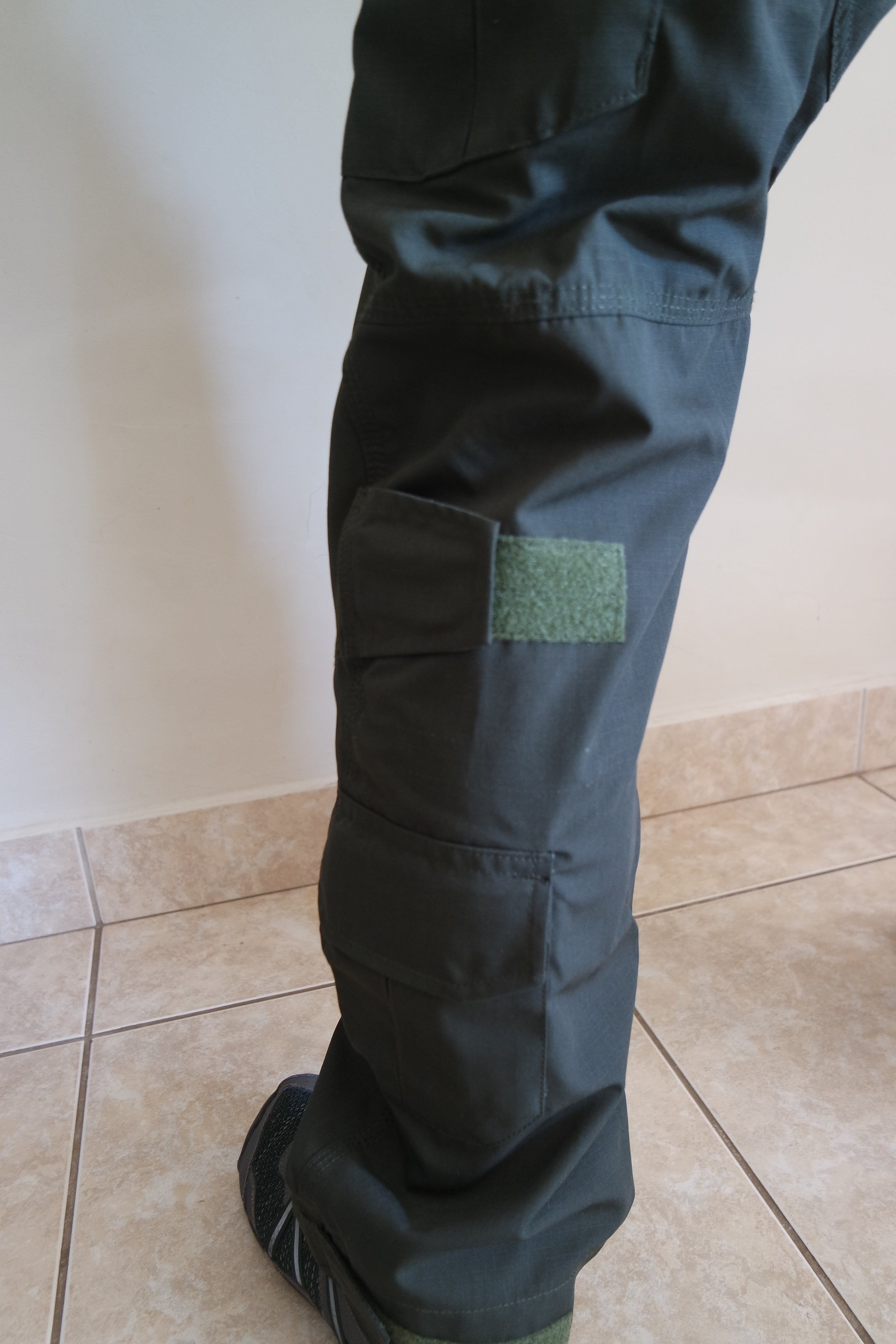 MTG WWZ Pants with removable Knee-guards - Ranger Green