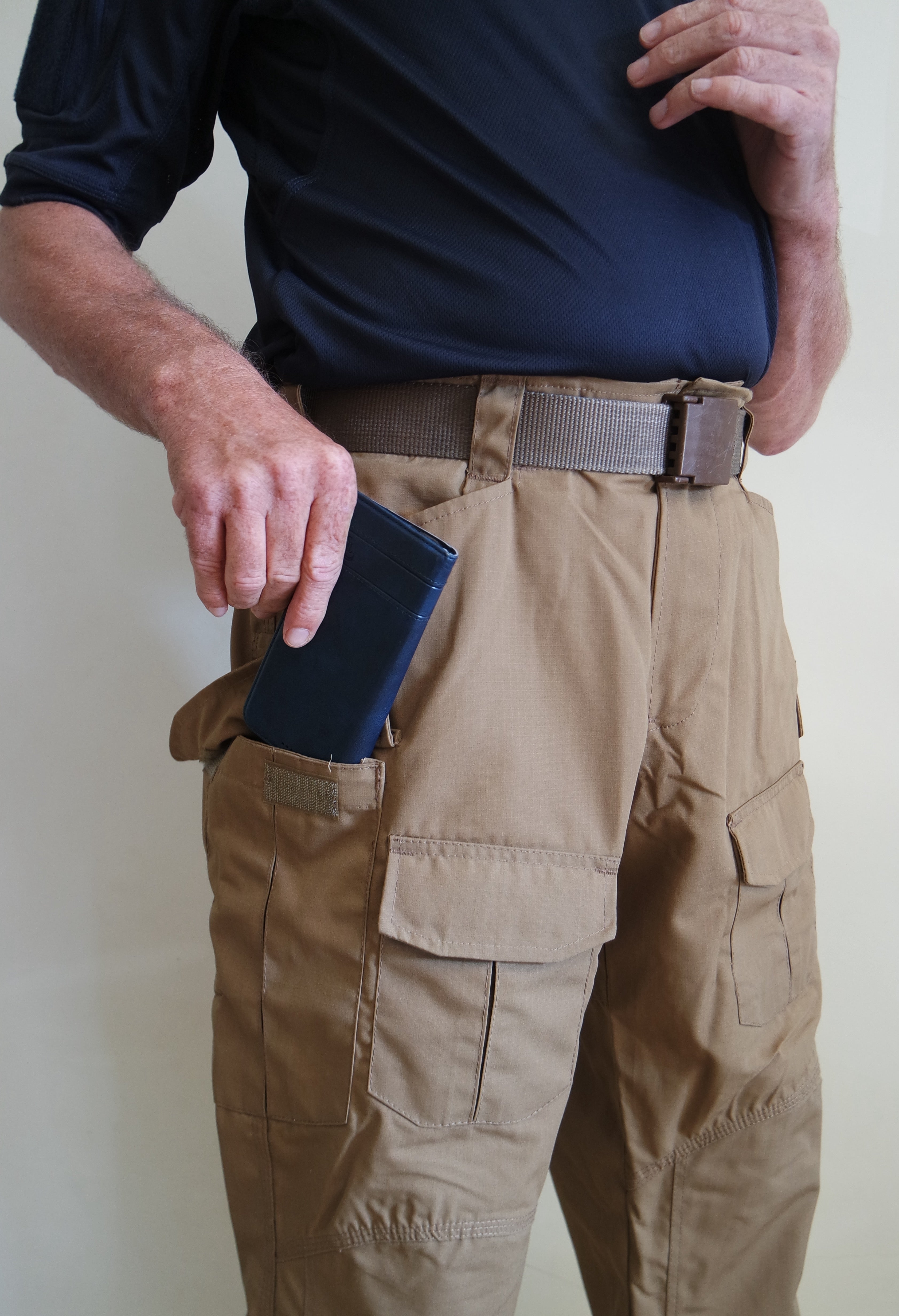 MTG Cargo Pants - Coyote/Khaki