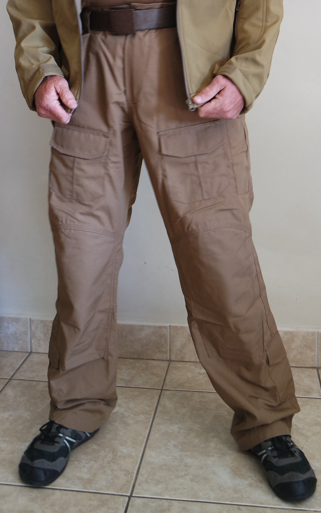 MTG Cargo Pants - Coyote/Khaki
