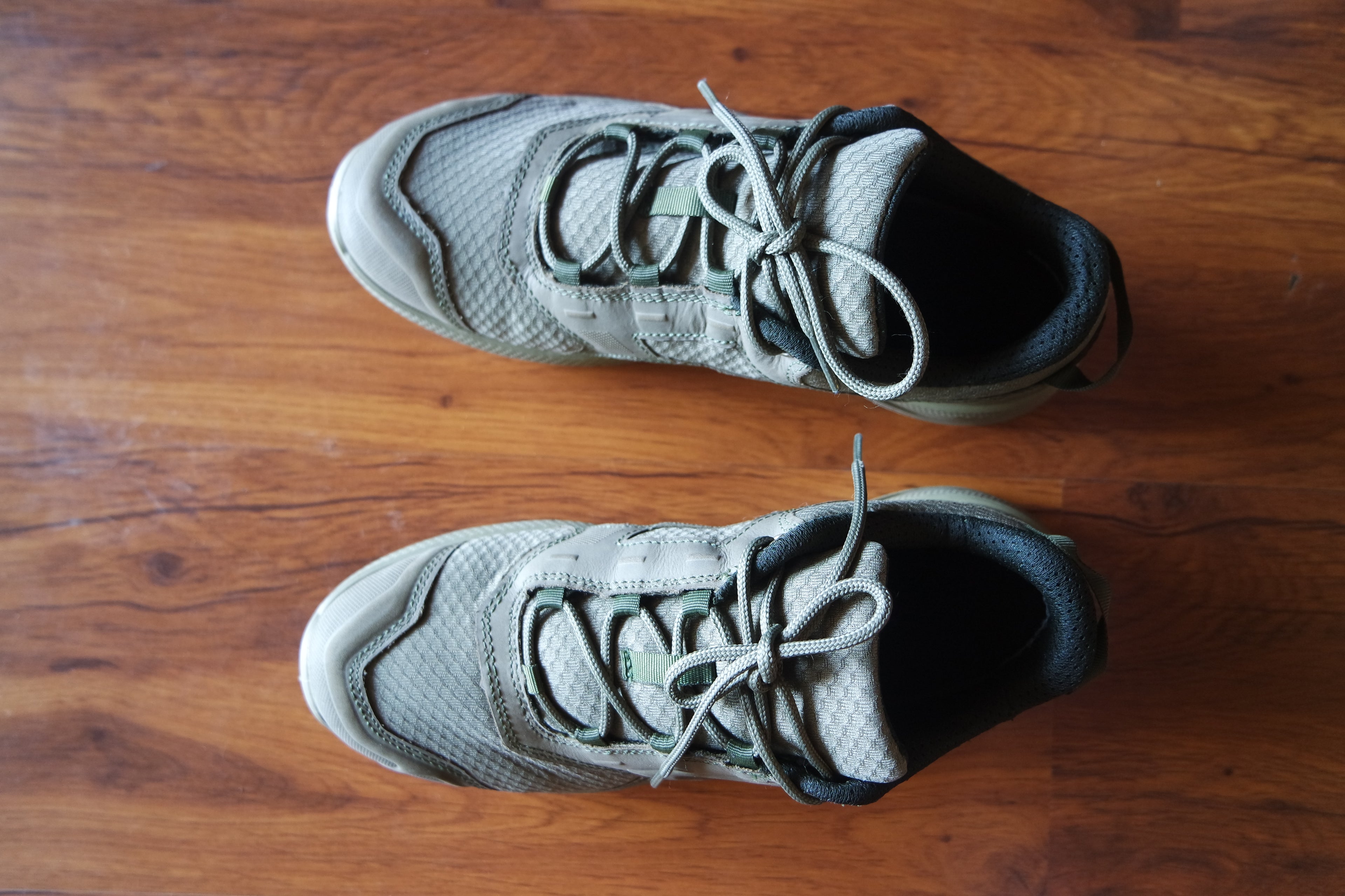 Izak's Lo Sneaker's in Ranger Green