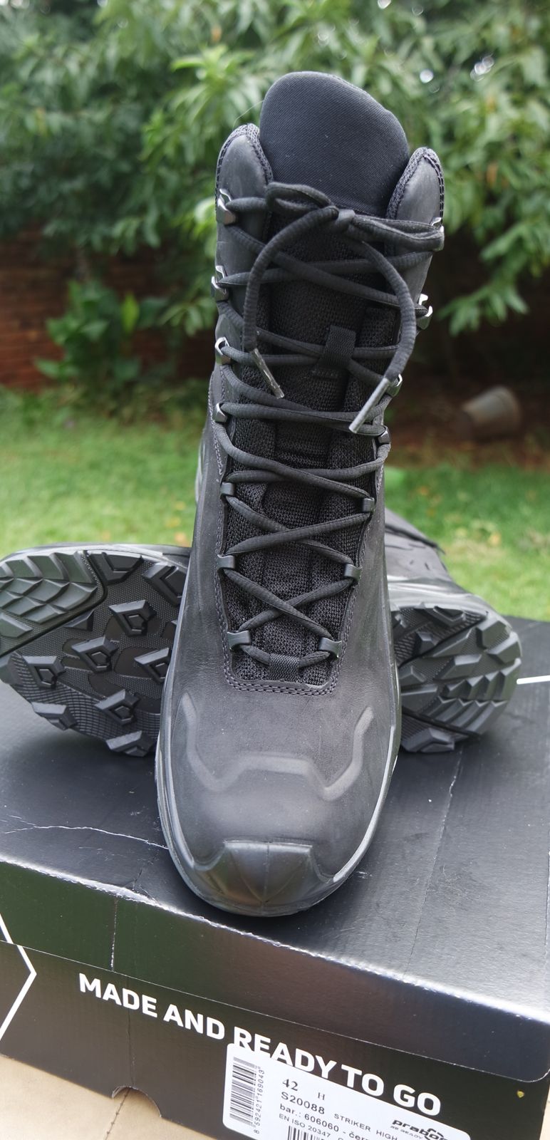 Prabos' Striker GTX High - Black