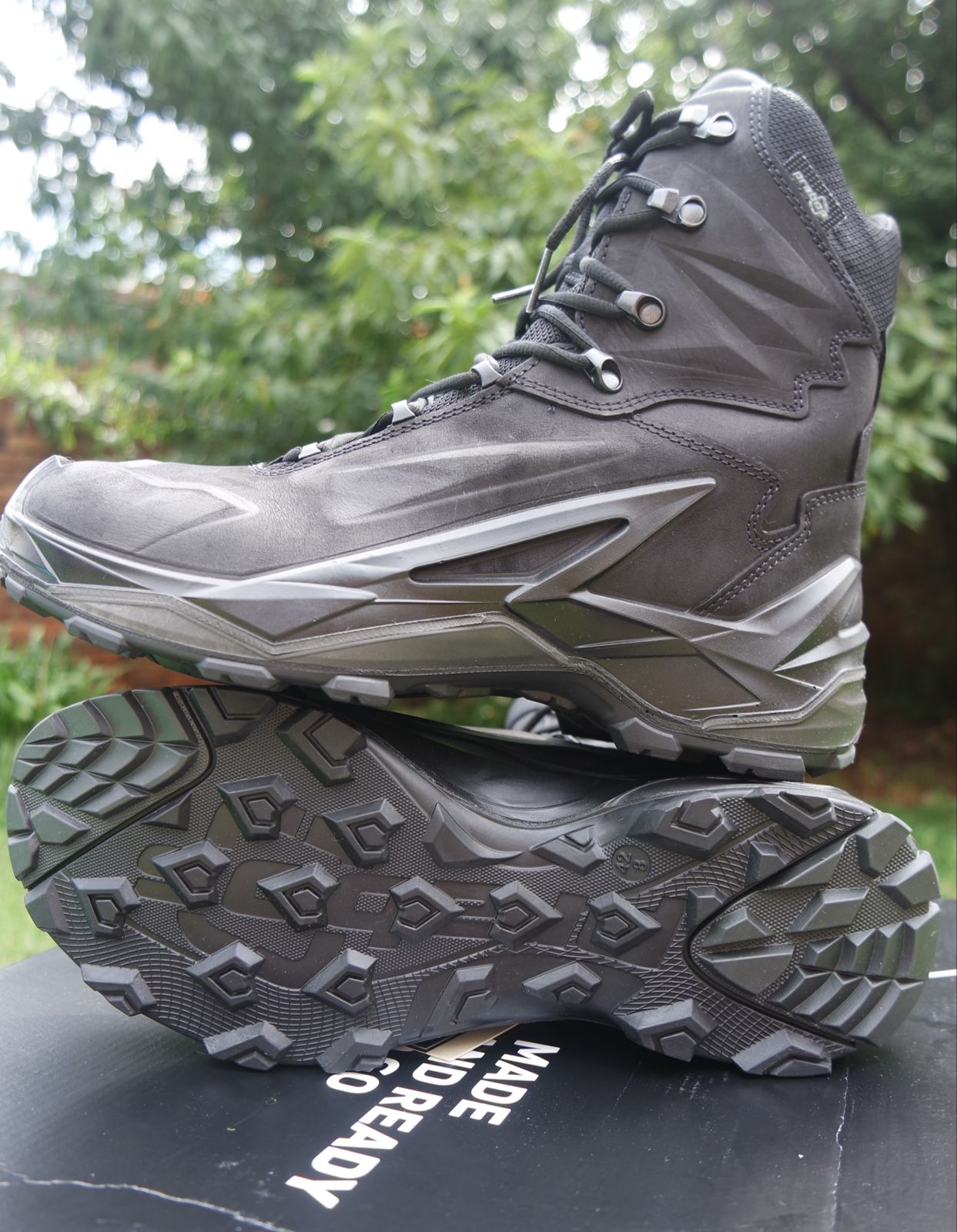 Prabos' Striker GTX High - Black